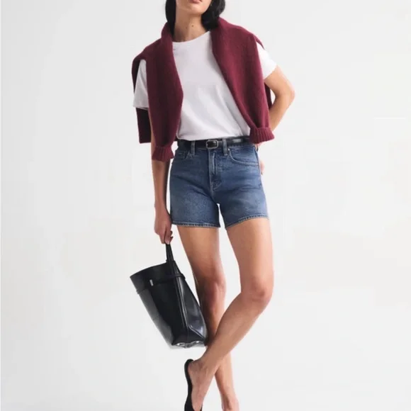 Abercrombie & Fitch Mid-Rise Blue Denim Shorts - Picture 3 of 3